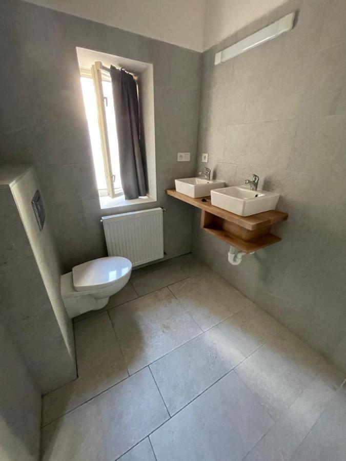 Red&Black Apartment City Centr, Na Hradbach 118 オストラヴァ エクステリア 写真