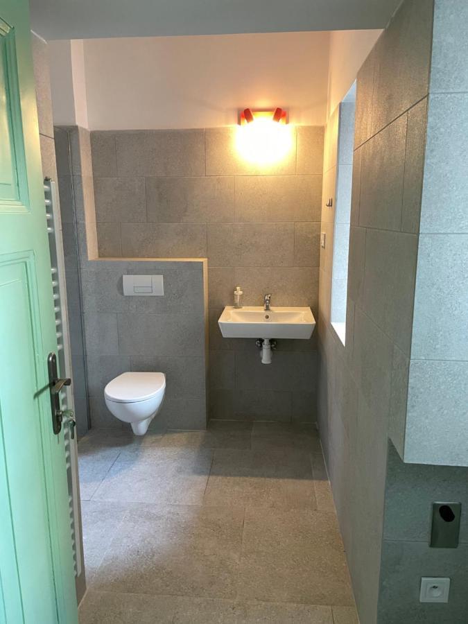 Red&Black Apartment City Centr, Na Hradbach 118 オストラヴァ エクステリア 写真